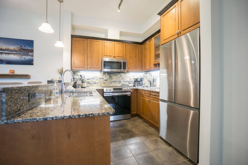 Photo 12 of 22: 424 Blackstone condo